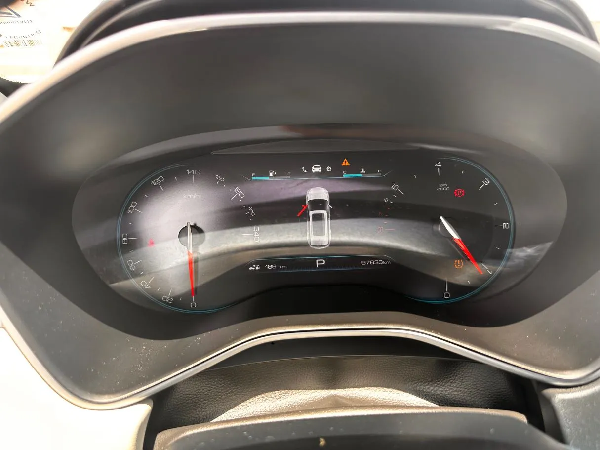Car image 21