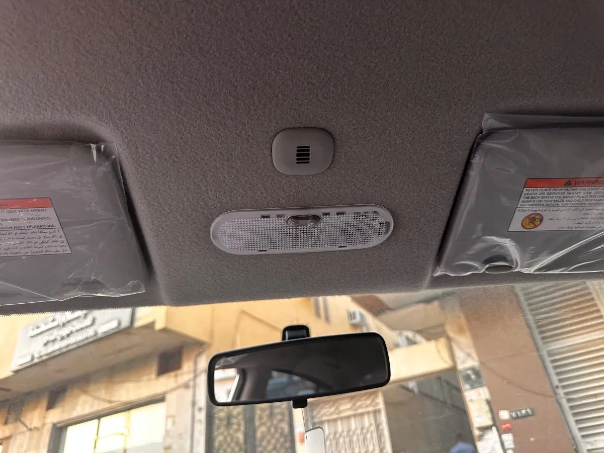 Car image 22
