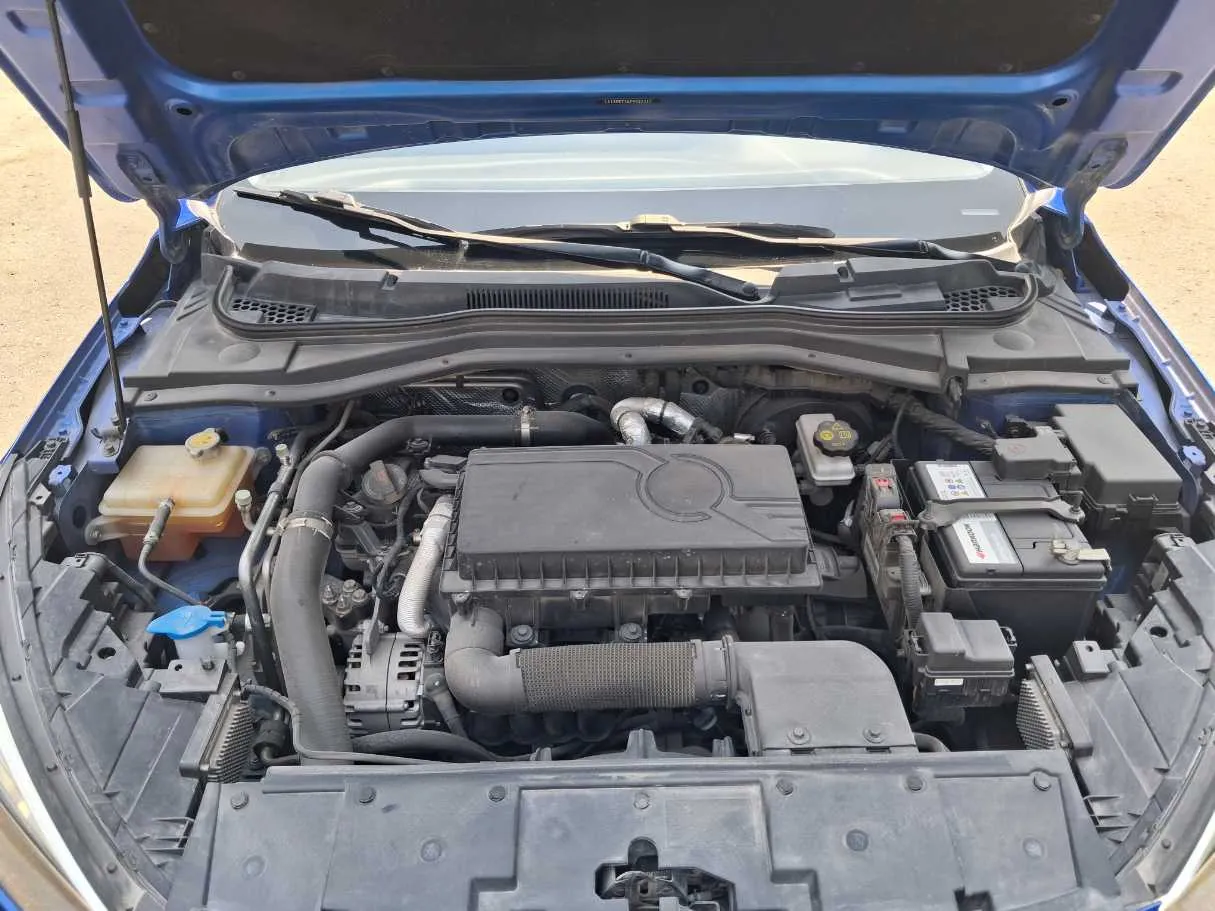 Car image 20