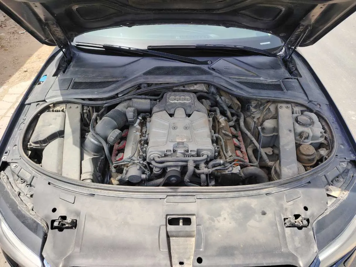 Car image 38