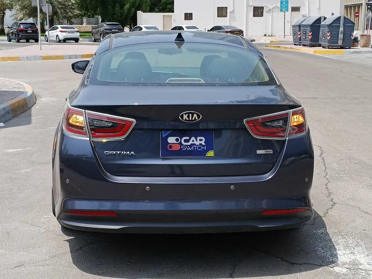 Car image 6