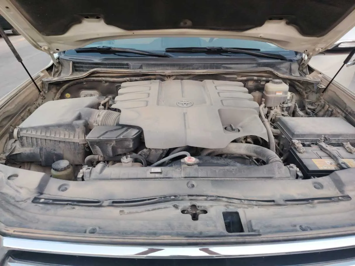 Car image 33