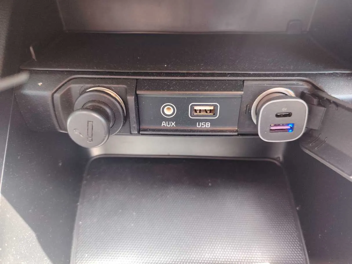 Car image 21