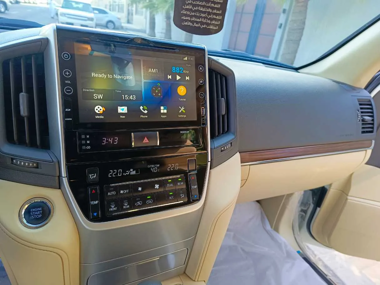 Car image 27