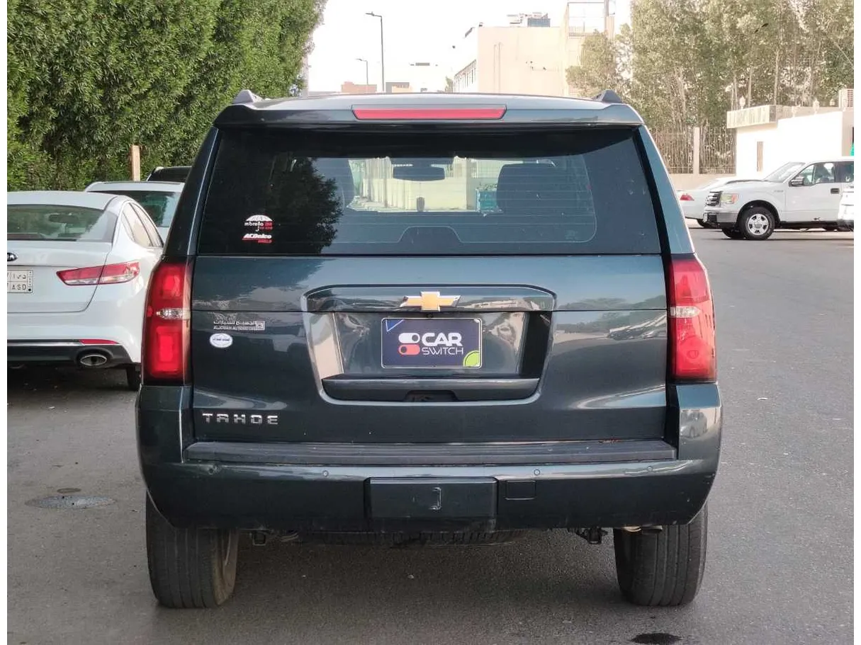 Car image 6