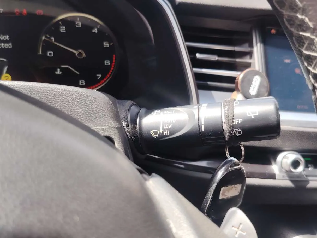Car image 33