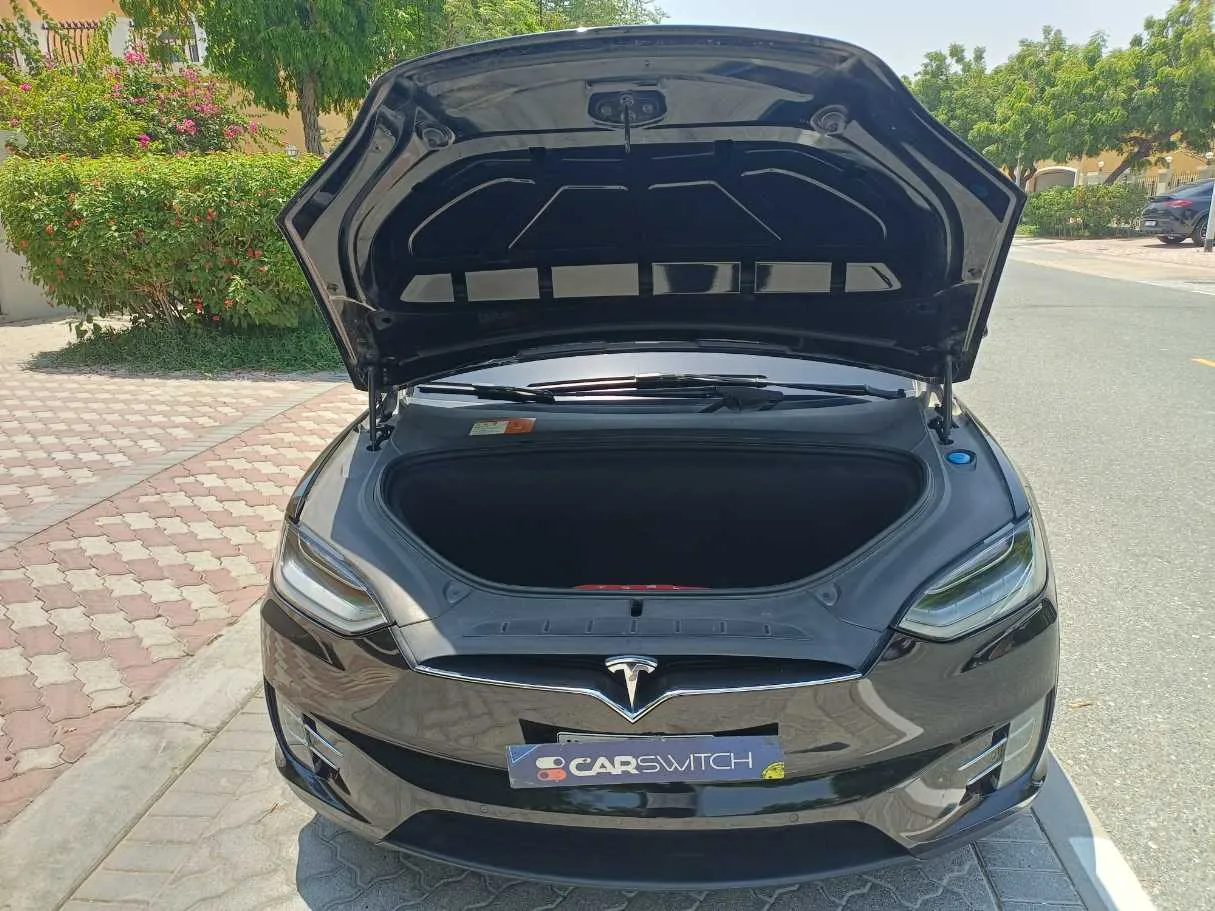 Car image 27