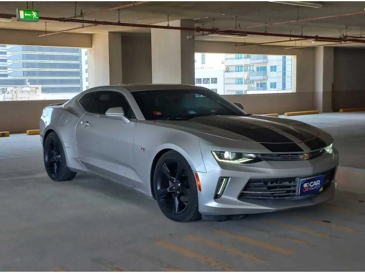 Car image 3