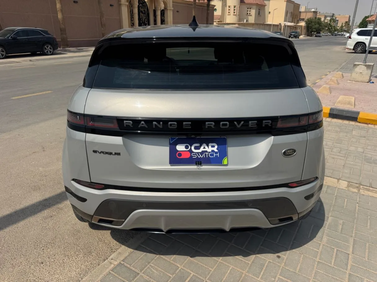 Car image 6
