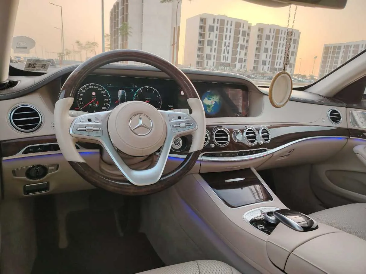 Car image 29