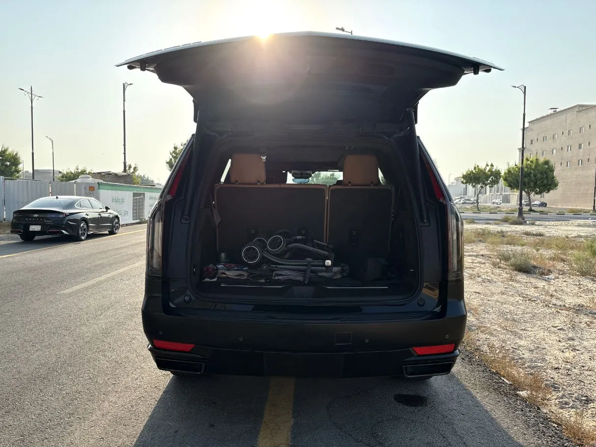 Car image 27
