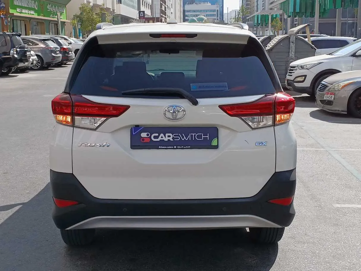 Car image 6
