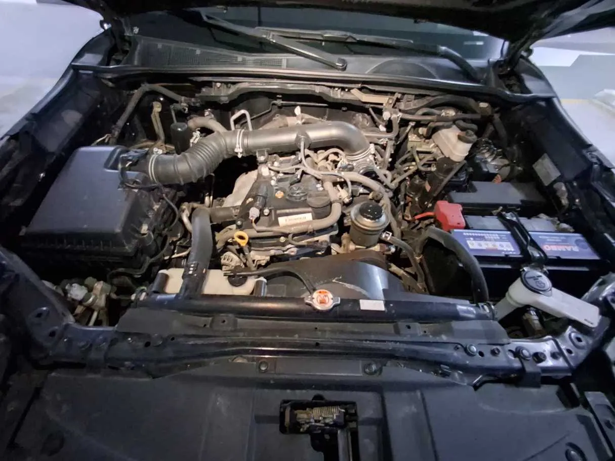 Car image 27
