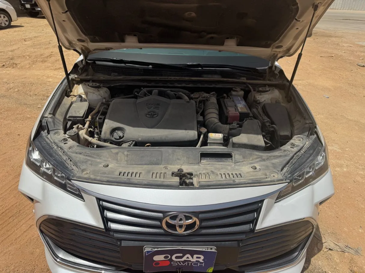Car image 21