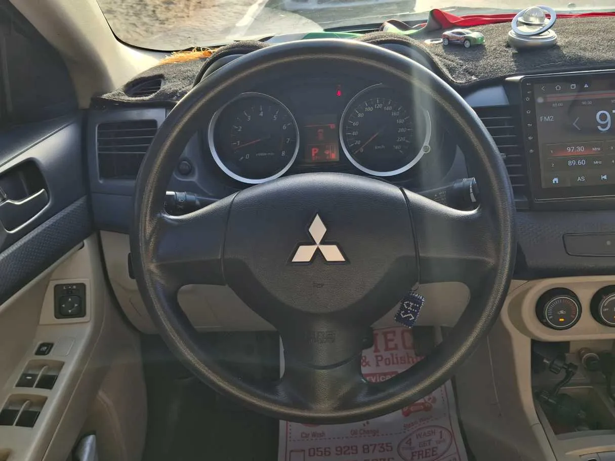Car image 15