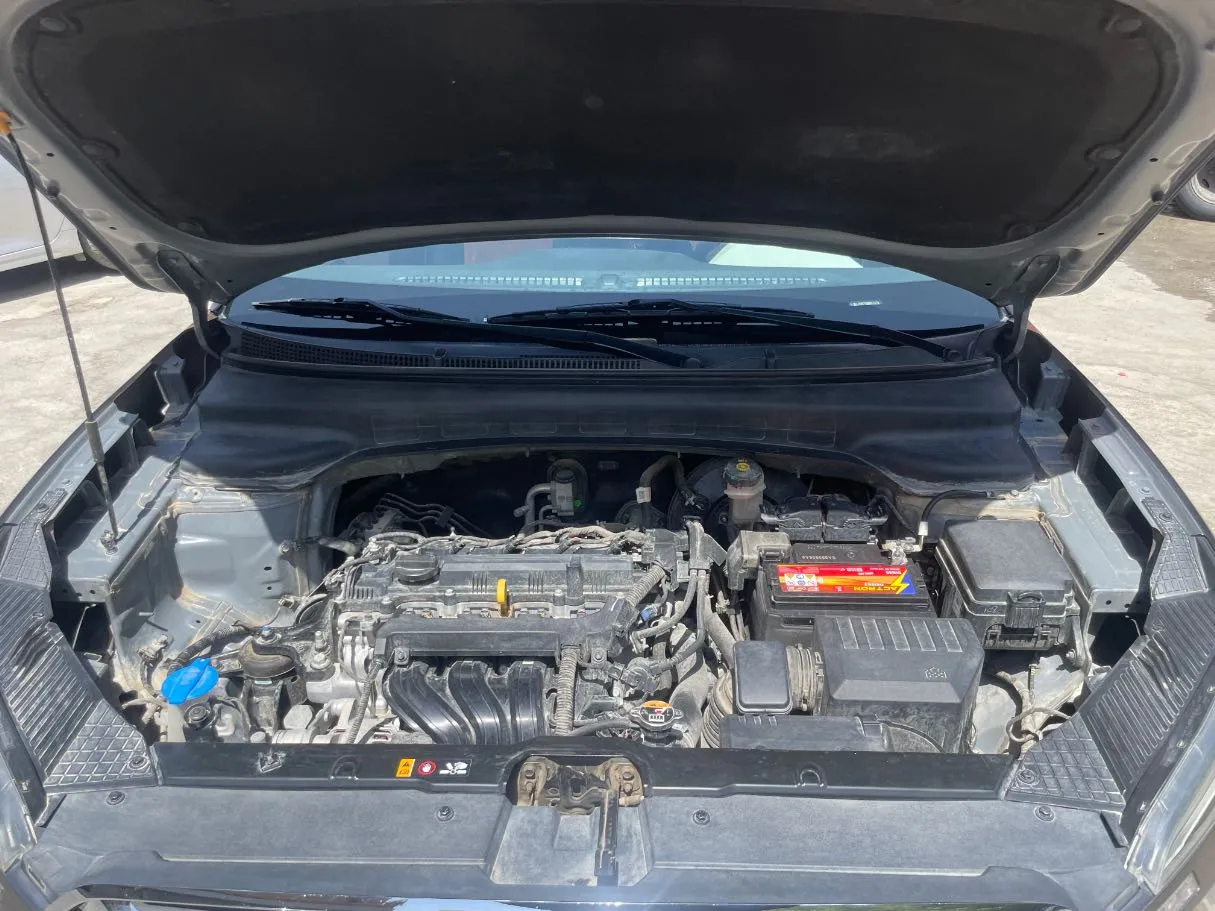 Car image 24