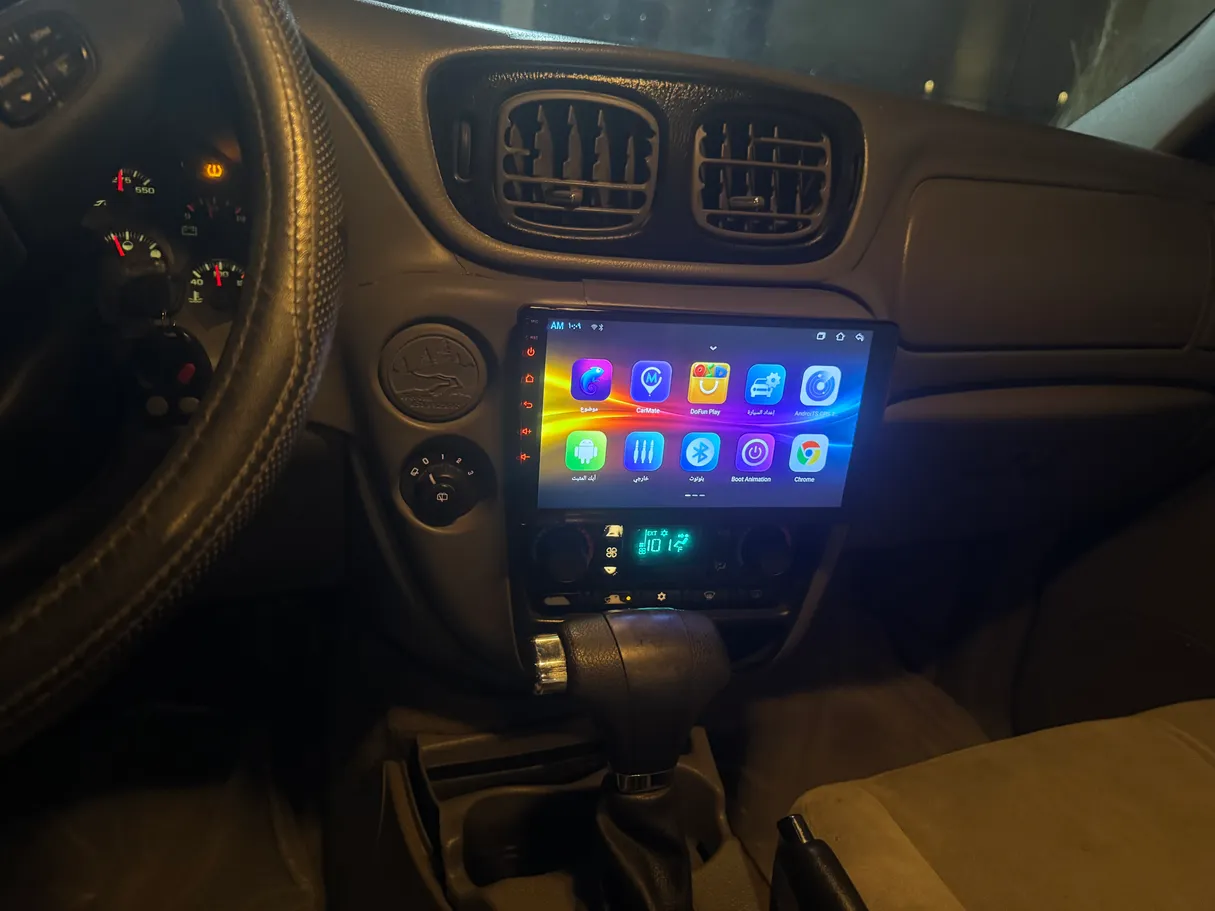Car image 7