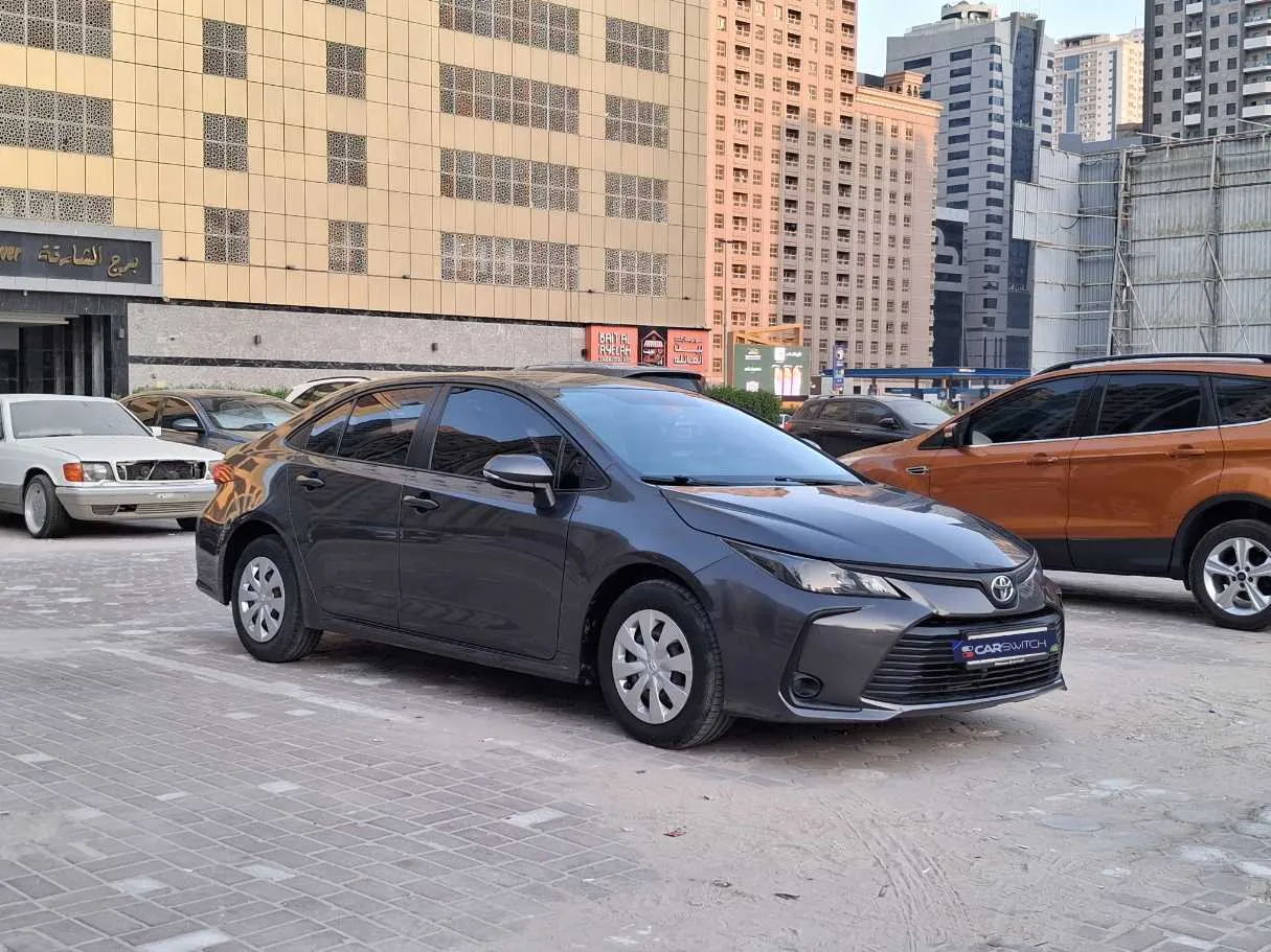 Car image 3