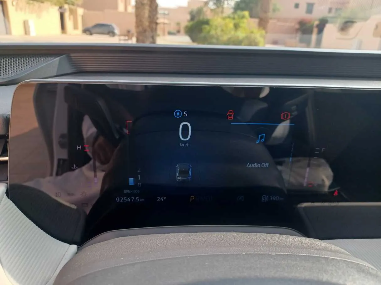 Car image 20