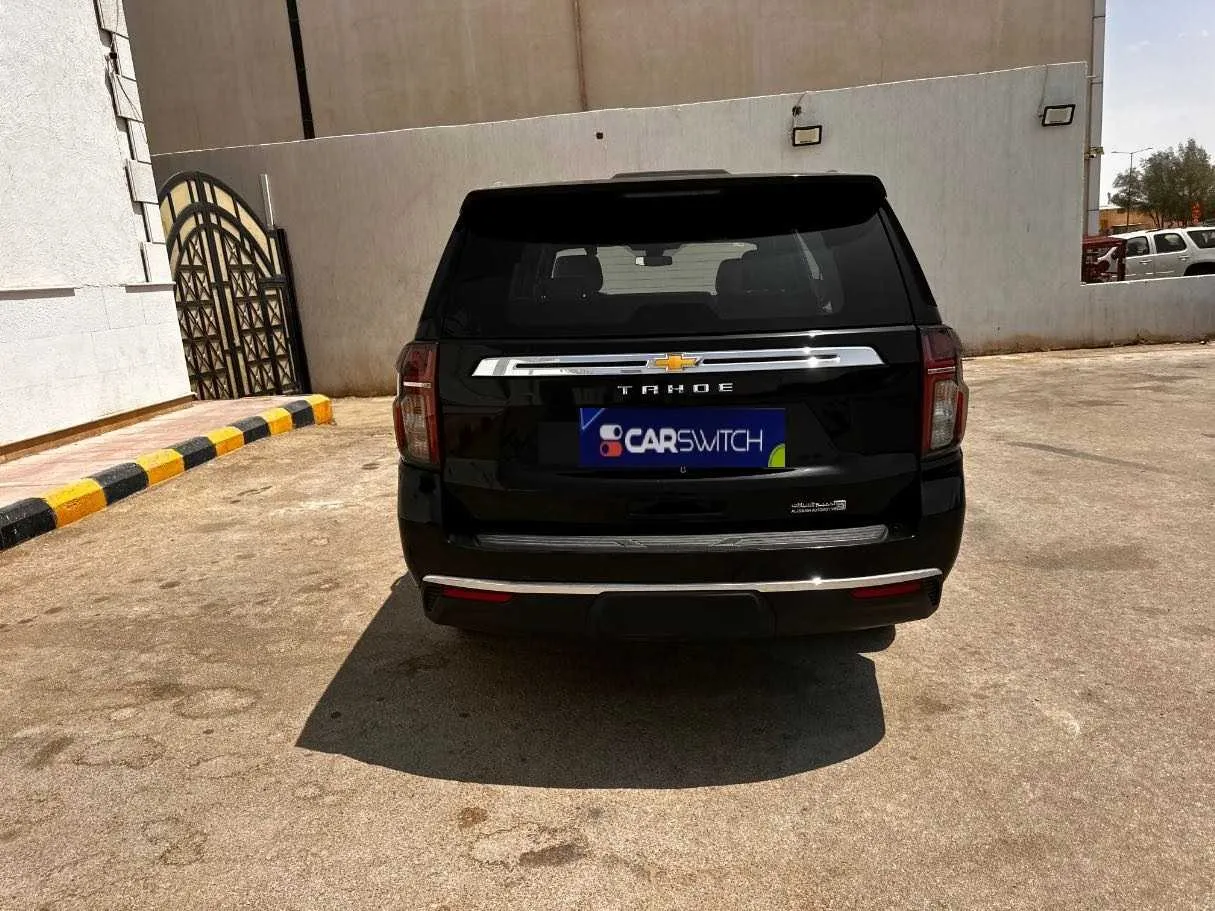 Car image 6
