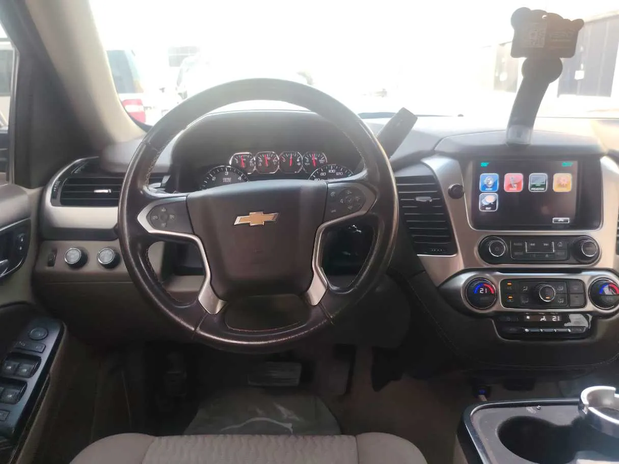 Car image 20