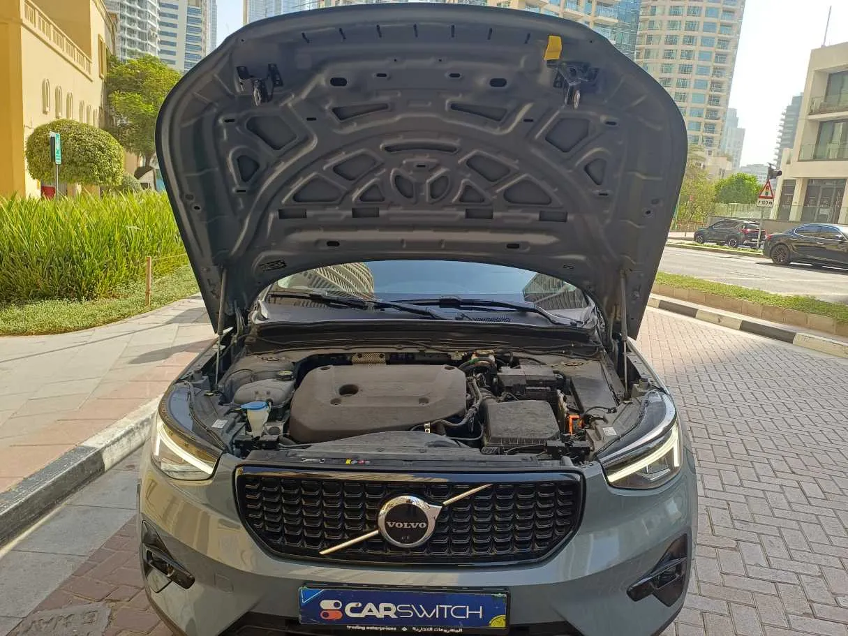 Car image 24