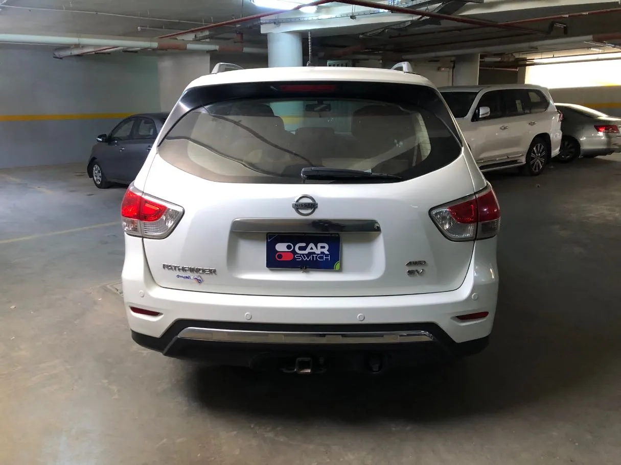 Car image 6