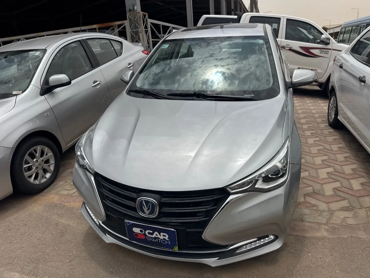 Car image 2