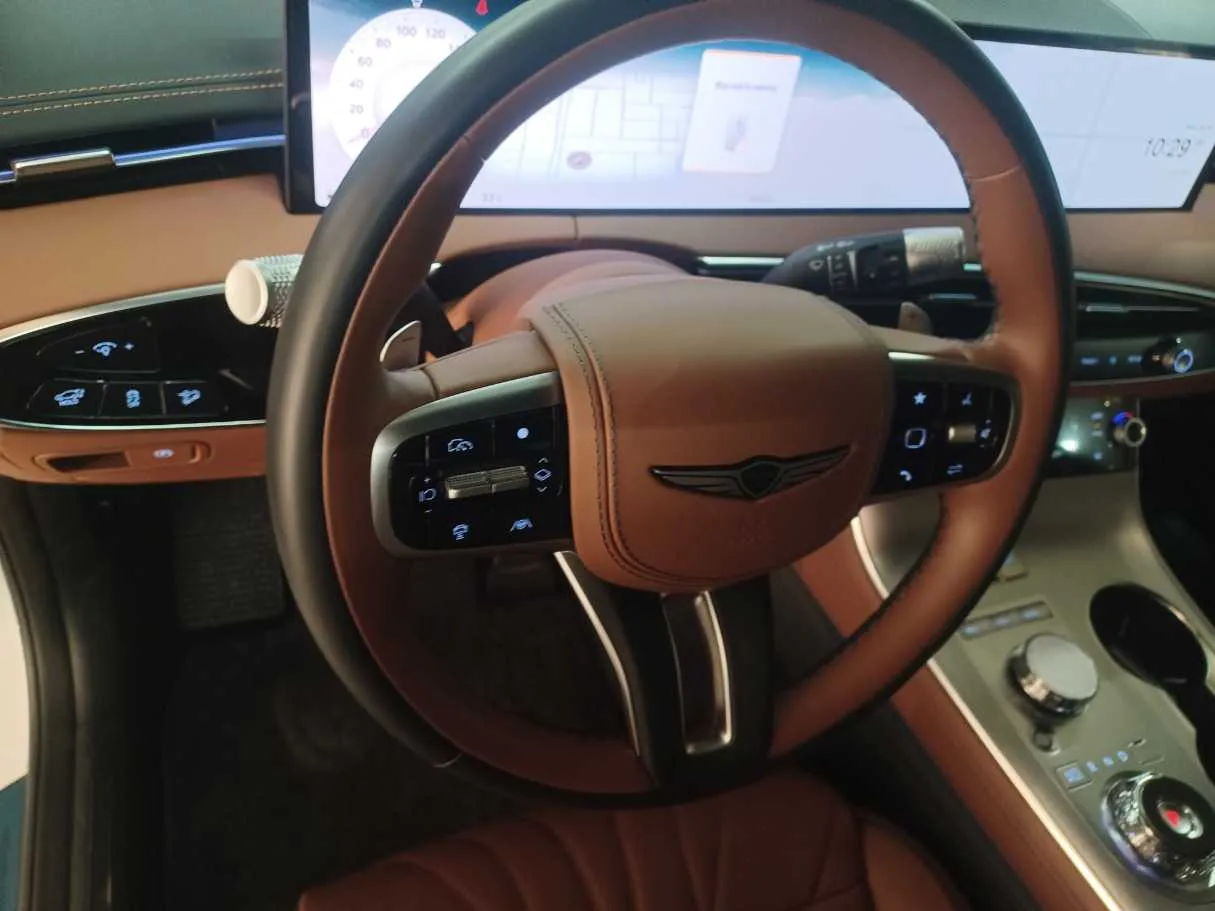 Car image 20