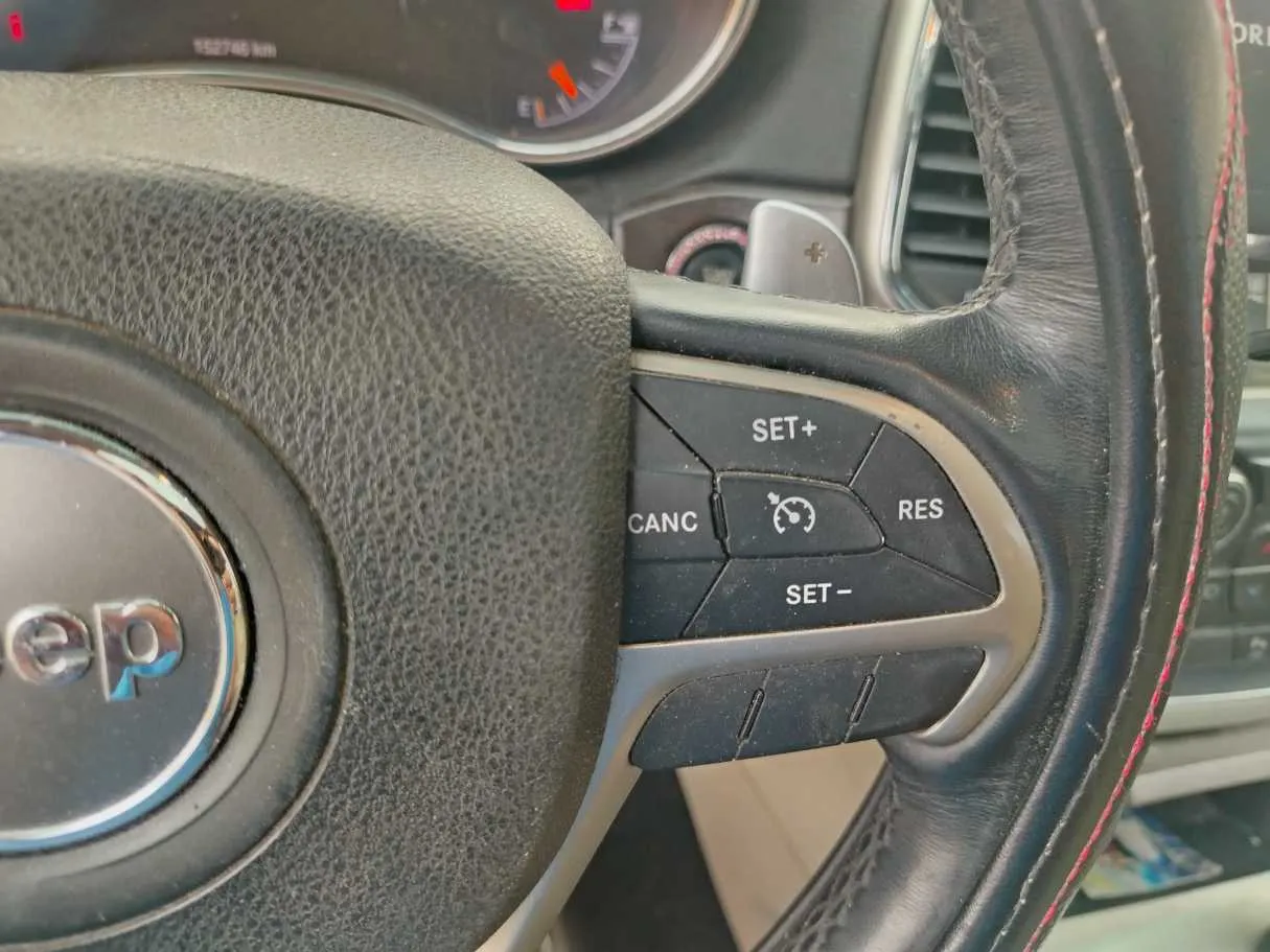 Car image 39