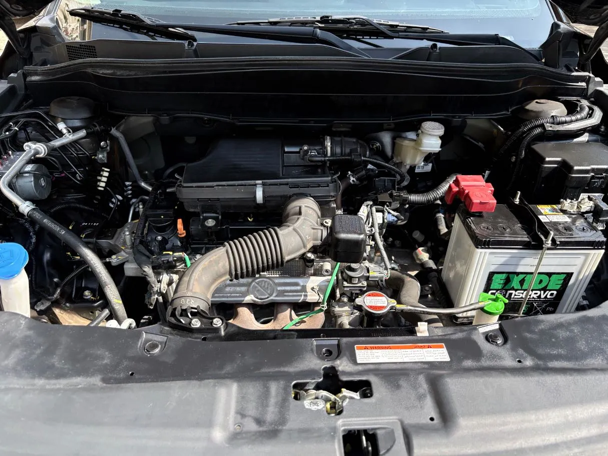 Car image 30