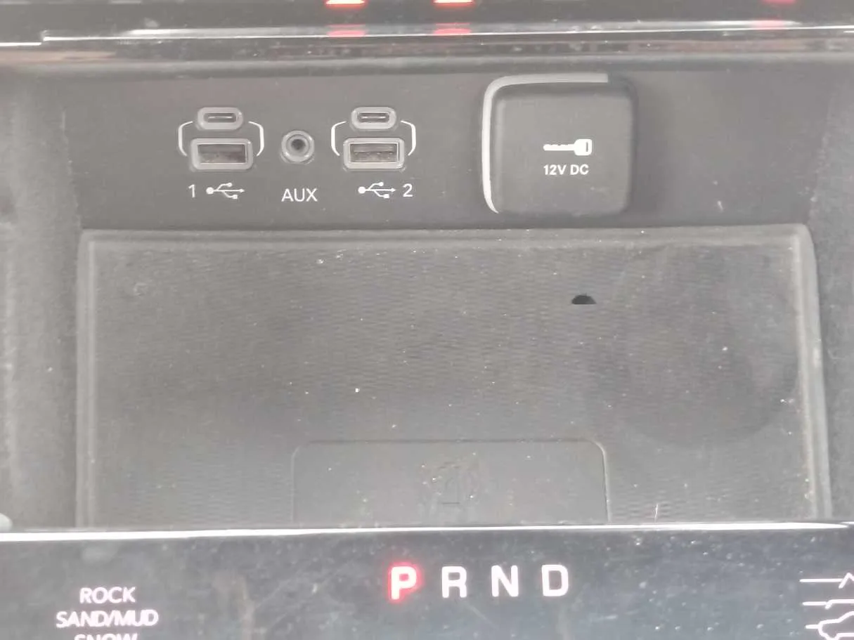 Car image 22