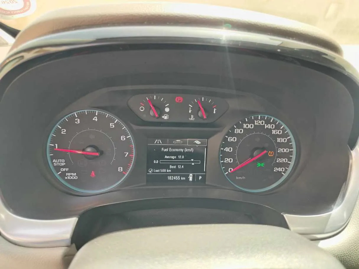 Car image 24
