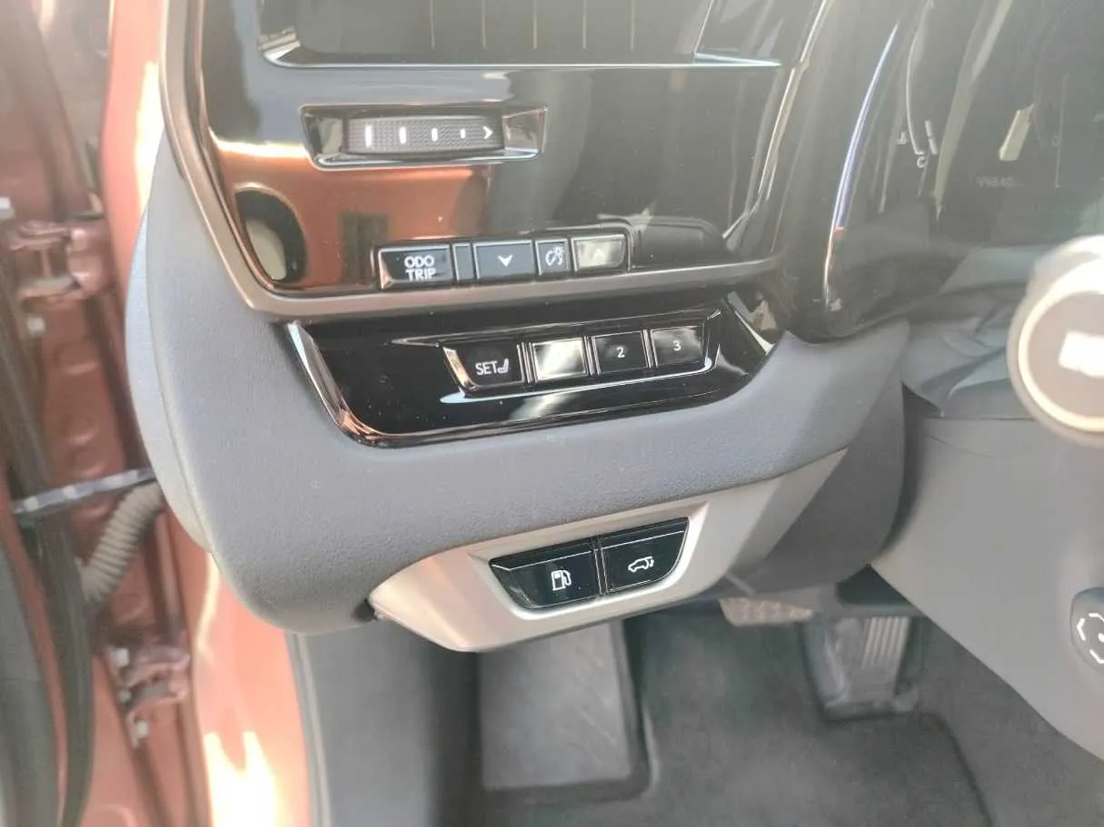 Car image 41