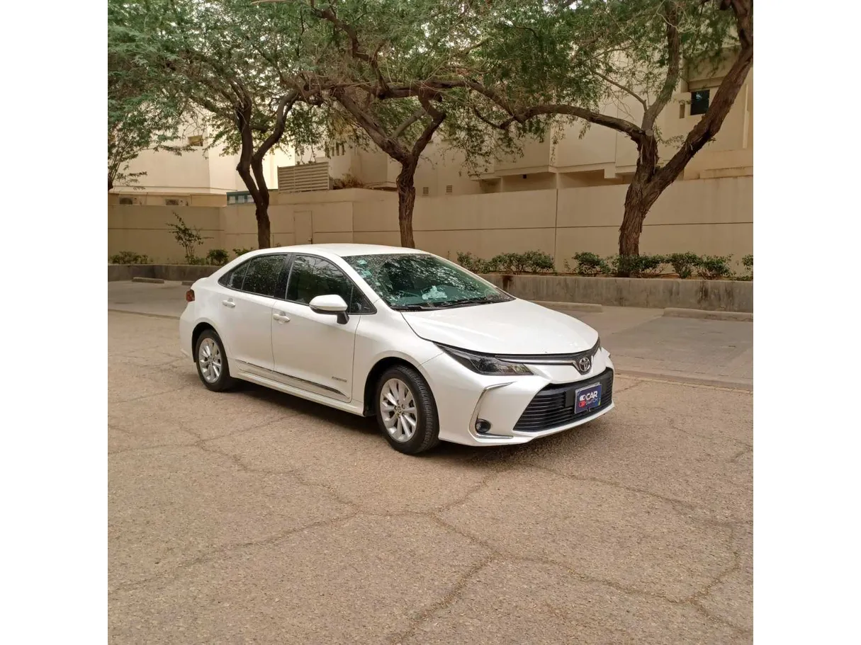 Car image 3