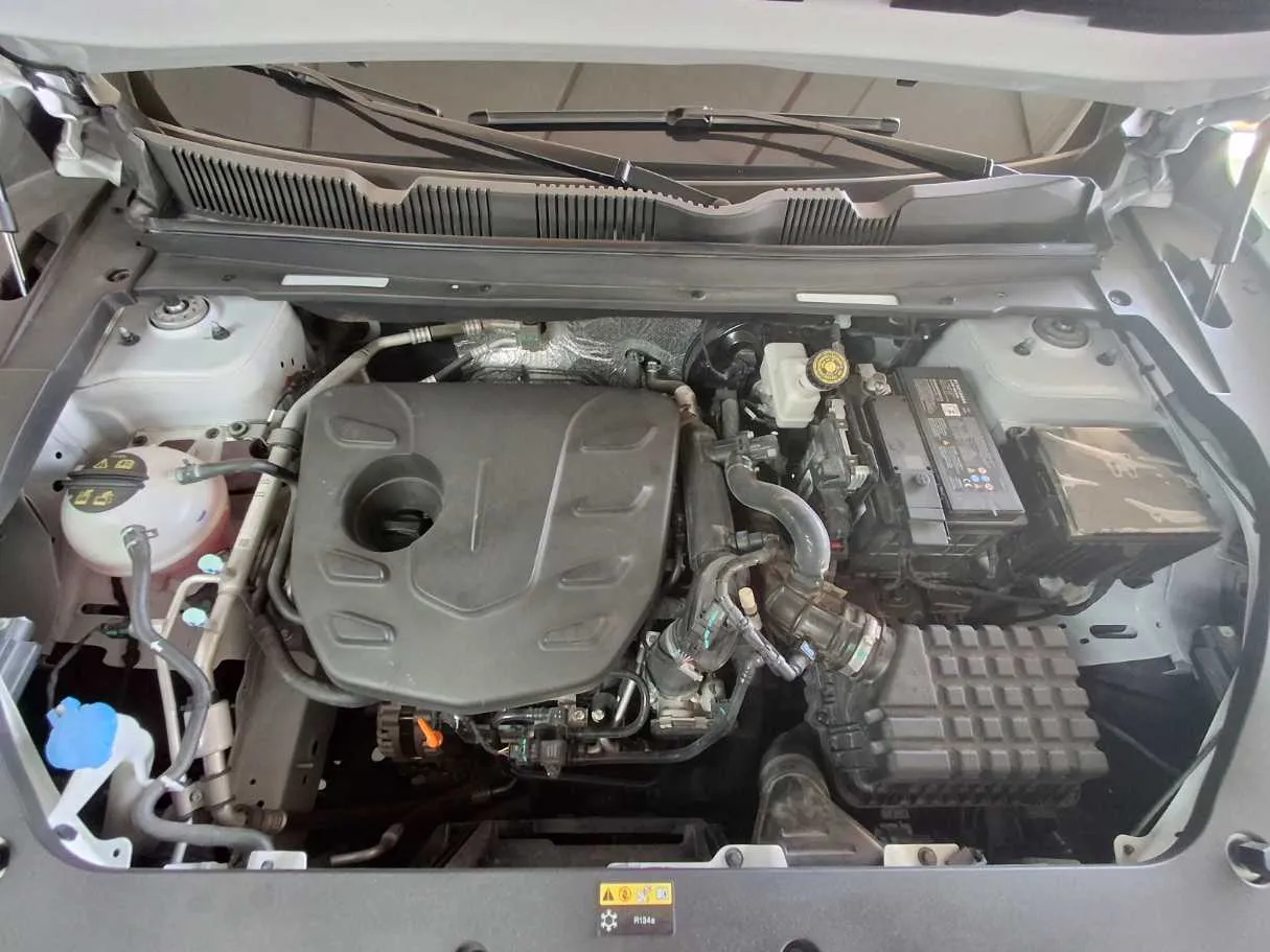 Car image 20
