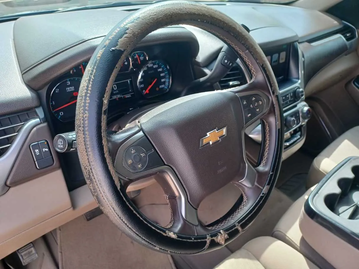 Car image 18
