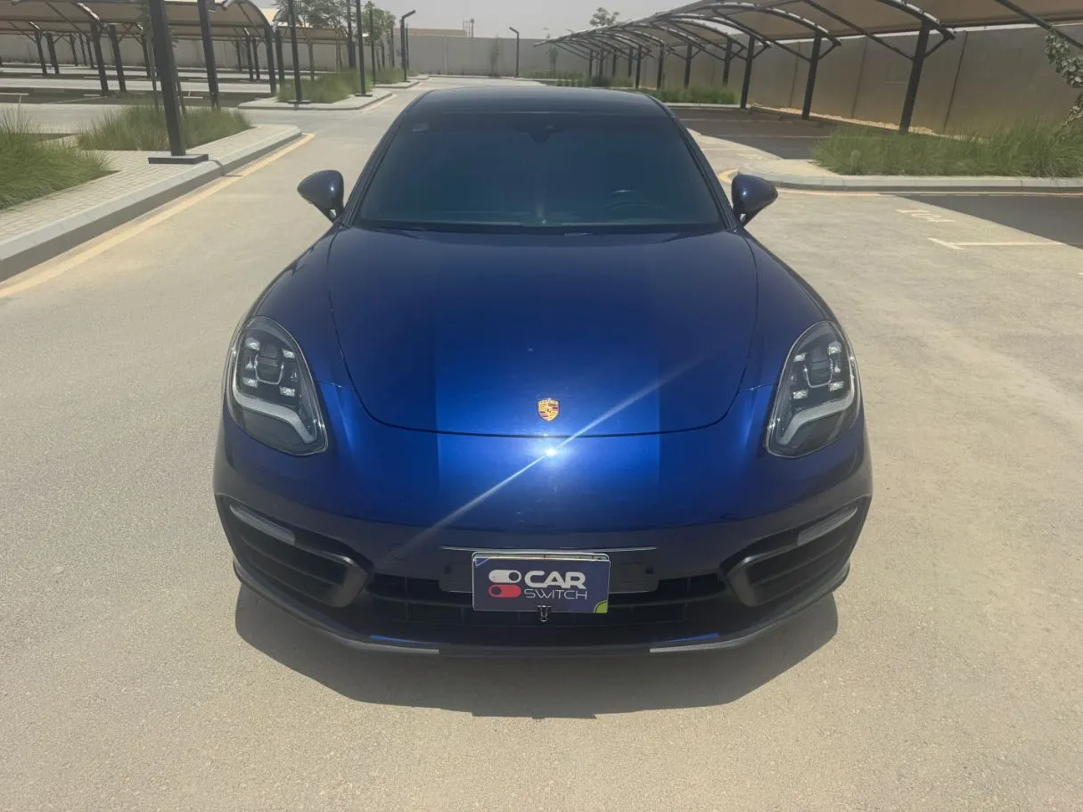 Car image 2