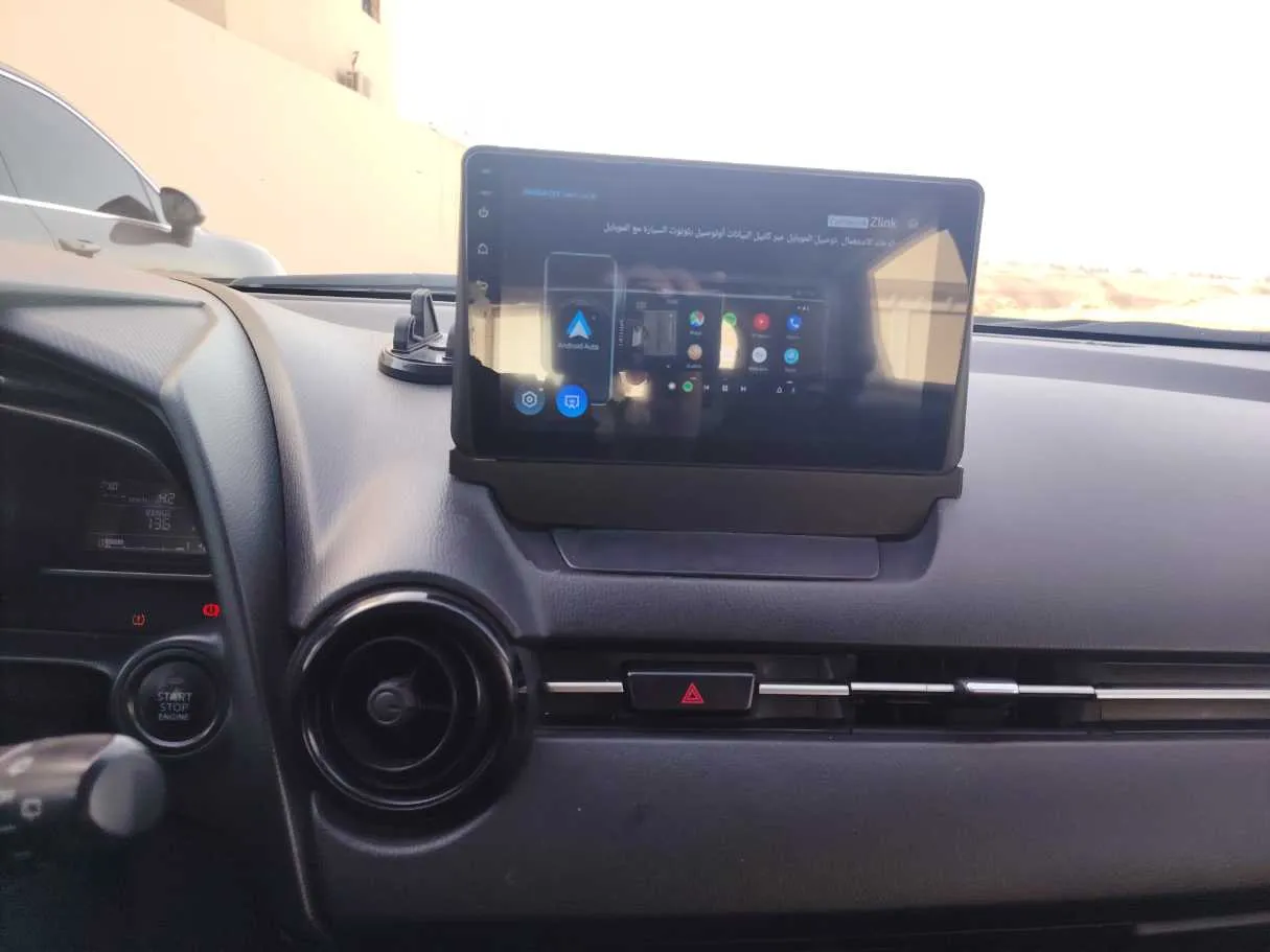 Car image 21
