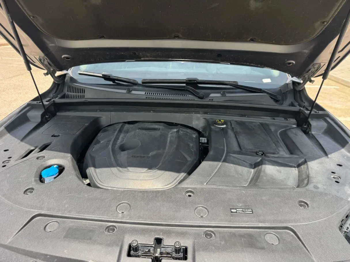 Car image 22