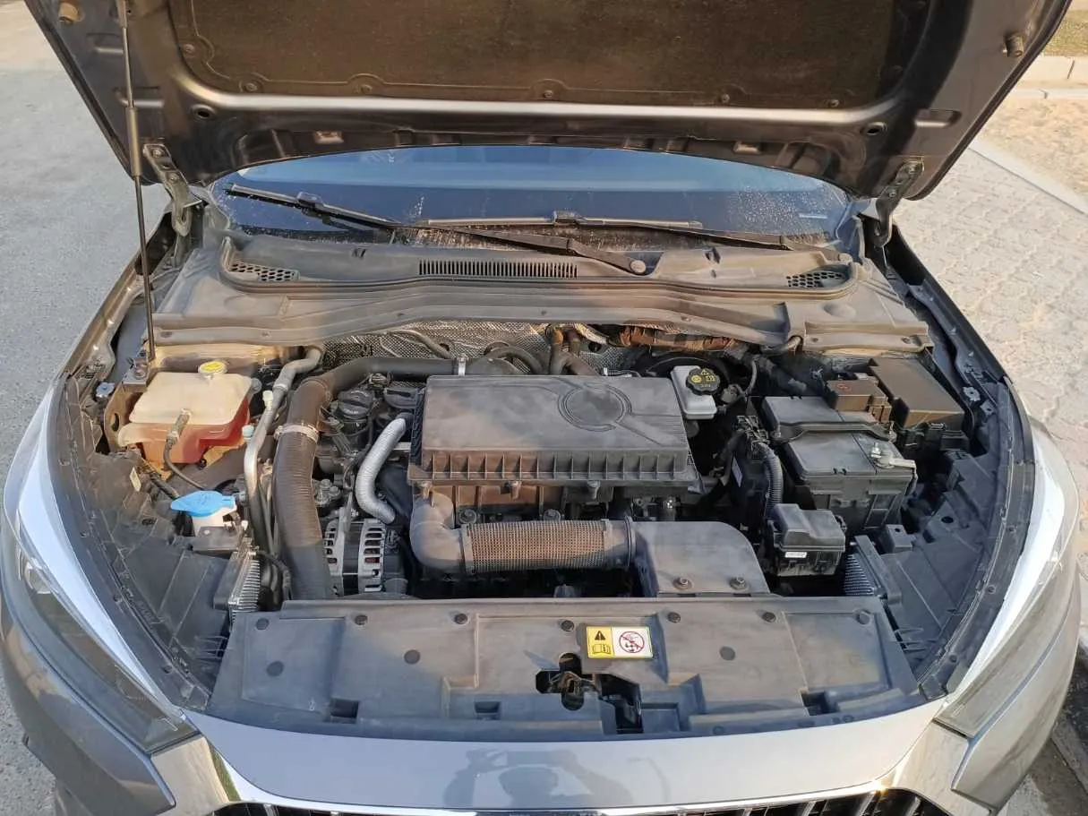 Car image 21
