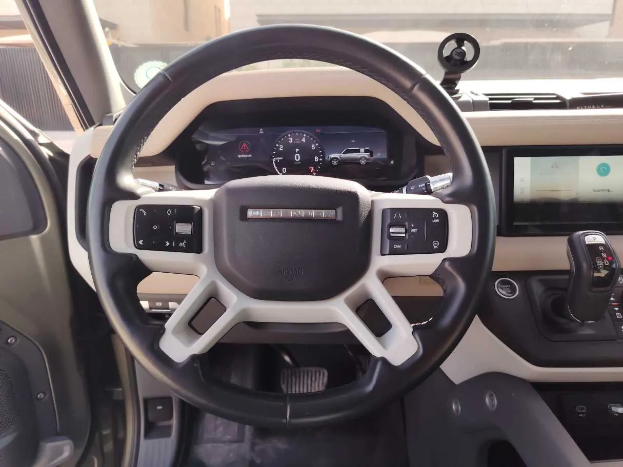 Car image 20