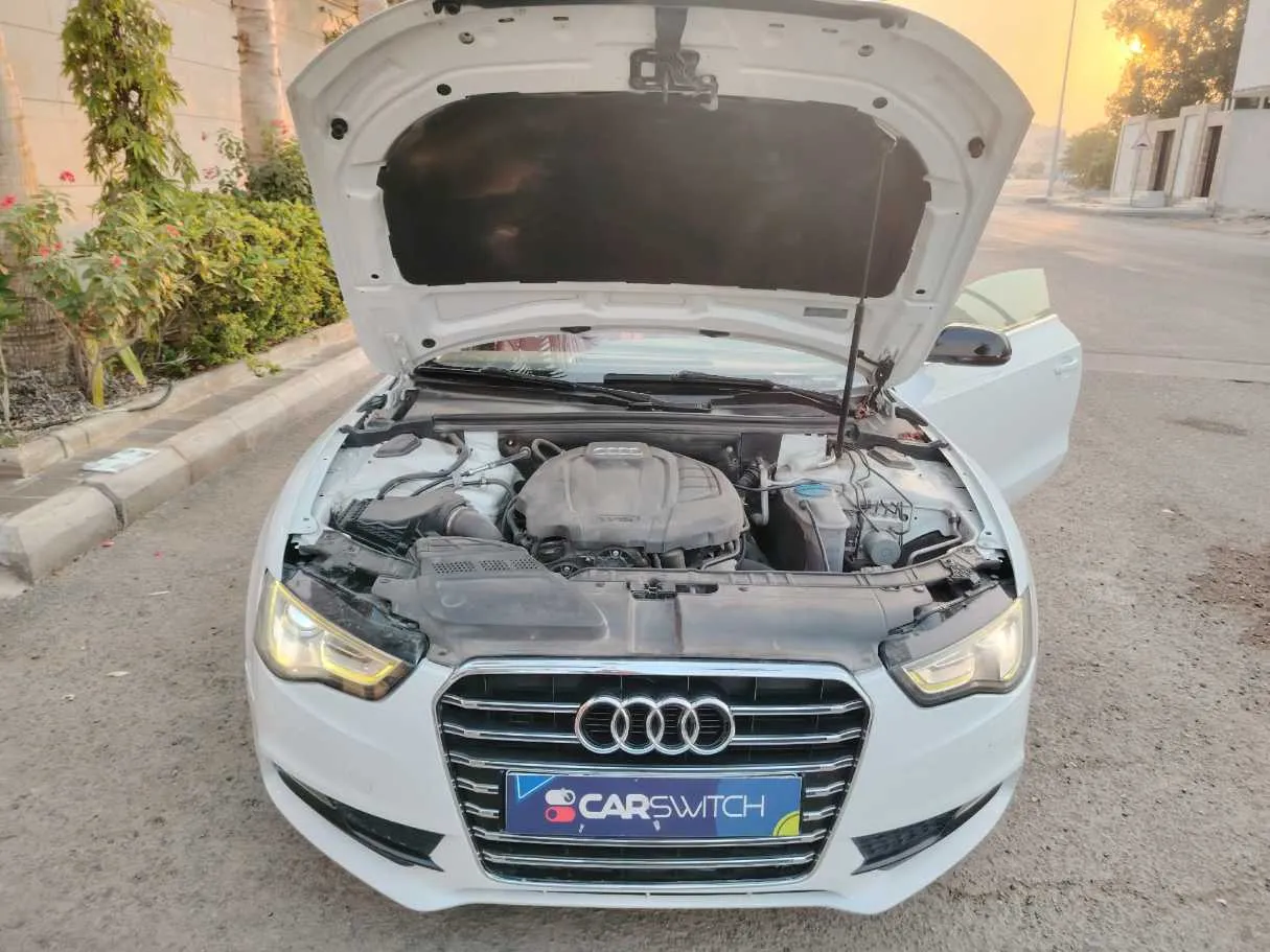 Car image 31