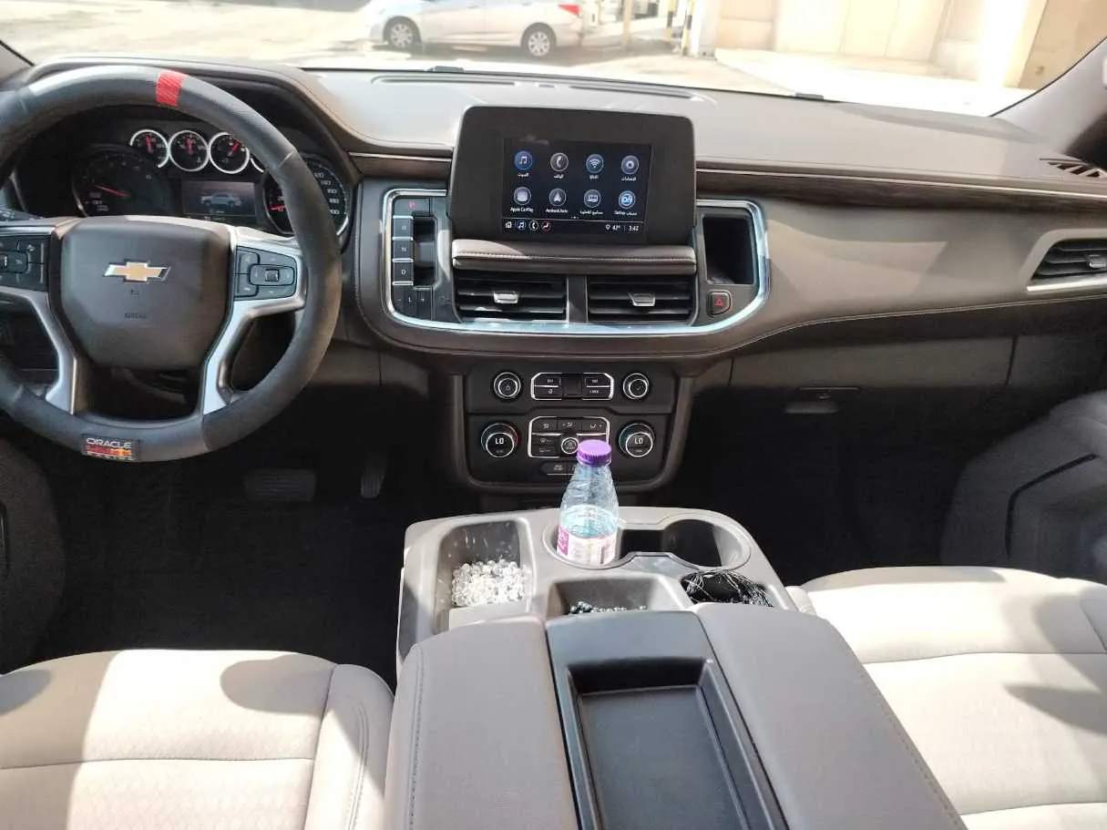 Car image 28