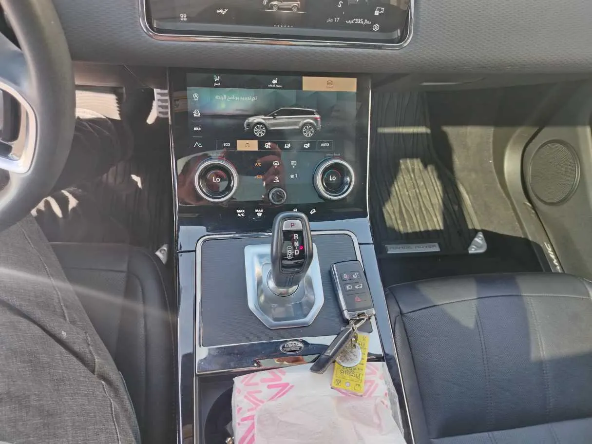 Car image 21
