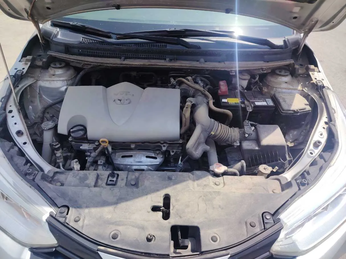 Car image 28
