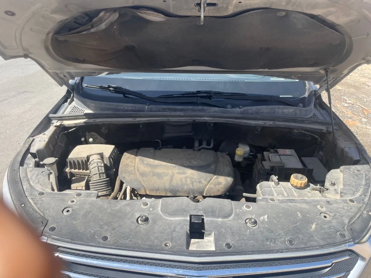 Car image 23