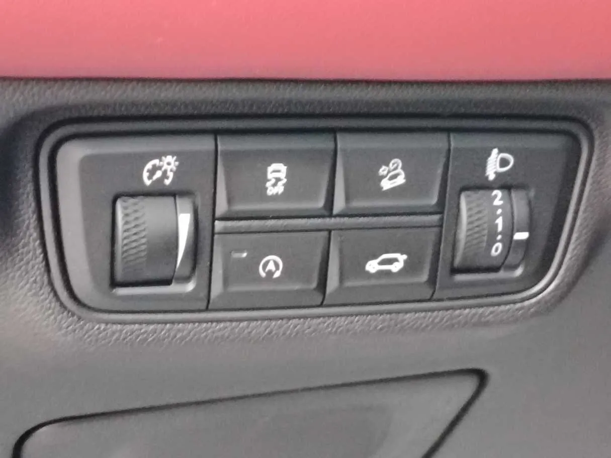 Car image 27