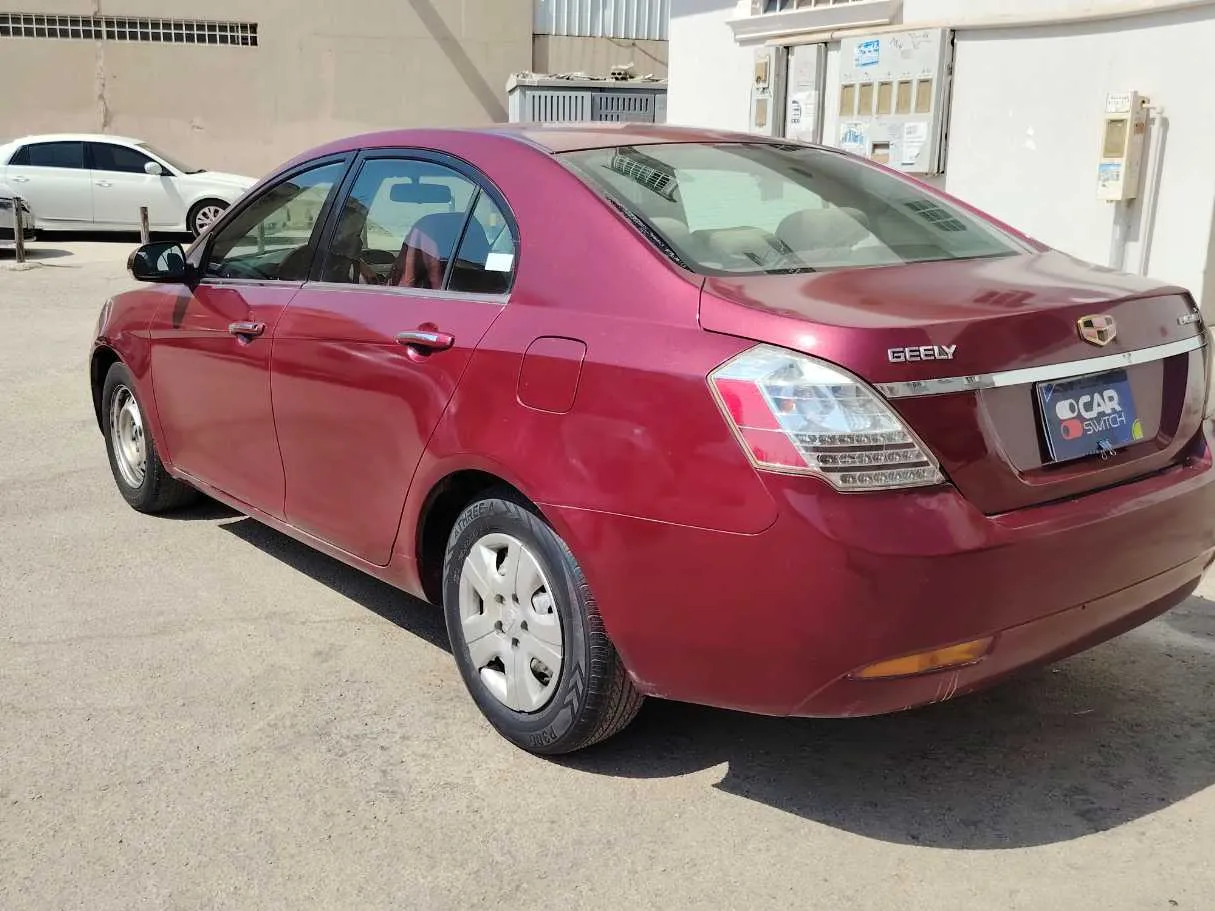 Car image 7
