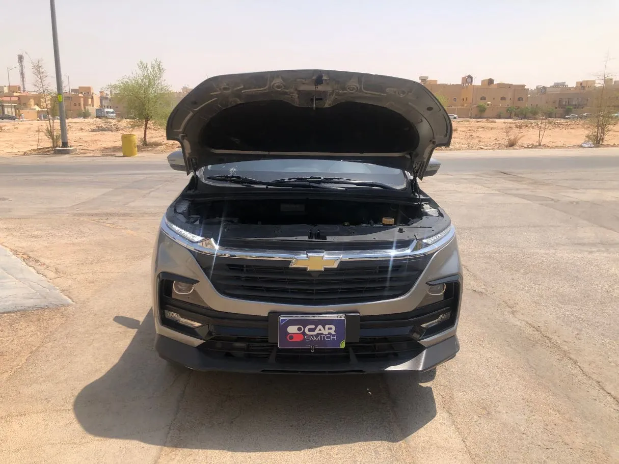 Car image 24